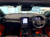 XC40 B4 AWD Rデザイン 4WD 