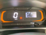 当店では車両本体価格以外に、諸費用を含めた支払総額も表示しておりますので、お客様の予算にピッタリのおクルマお選びができます。コーティングやJAFをセットにしたオトクな購入パックも好評です。