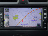 【ナビ】メモリーナビ(MM114D-W)付きです。目的地を設定すれば初めての場所でも簡単に行くことができます。もちろん音楽だって聴けちゃいます♪