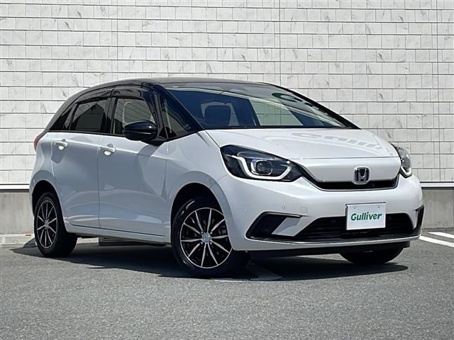 フィット1.5 e:HEV ホーム 4WD4WD ワンオーナー