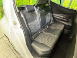 コンパクトカーですが、セカンドシートは十分な広さがあり快適にお乗りいただけます♪シートを倒して大きな荷物を積んだりと、用途の幅が広い1台です。