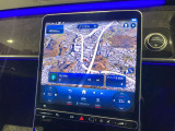 バックカメラにより駐車時の後方確認も楽にできます。