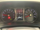 当店では車両本体価格以外に、諸費用を含めた支払総額も表示しておりますので、お客様の予算にピッタリのおクルマお選びができます。コーティングやJAFをセットにしたオトクな購入パックも好評です。