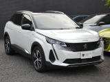 当店の中古車をご覧いただき、ありがとうございます。プジョー 3008 GT ハイブリッド 4WDのご紹介です。
