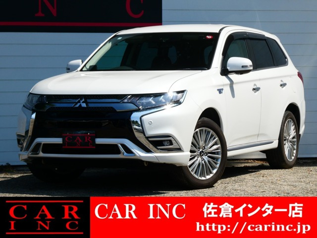 アウトランダーPHEV 2.4 G 4WD パワーバックドア レーダークルコン コー