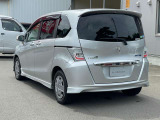 全車ルームクリーニングを行ってご納車いたします!専門業者の協力で見えるところだけではなく、細部まで行き届いたクリーニングを行っております!気持ちのいいご納車をお届けできるよう準備を心がけております!