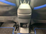 特に気になる室内は、360°viewで室内をご覧いただけるように専用カメラ撮影しております。実際に運転席に座って眺めているみたいな臨場感が体験できます。