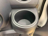 WEB掲載時にはお車に付いている装備と、様々な写真をたくさん載せるように心がけております。1台1台特徴をとらえたキャッチコメントを掲載しています。