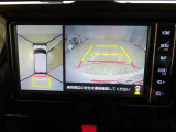 バックモニターを装備しています。車庫入れ時等に車両後方が確認出来るのでとても便利です。