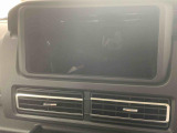 お車の状態をしっかりとお伝えするために1台の車両に付き40枚以上の画像を用意しております。外装はもちろん、室内の装備やお車の特徴などごらんください。