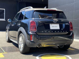 長期にわたる保証を実現。2年間のMINI NEXT保証と延長保証(別途費用)を合わせて最大4年間の保証。万一の故障に長期に備えることができ、ご安心してお乗り頂けます。(NEXT1年は1年距離無制限)