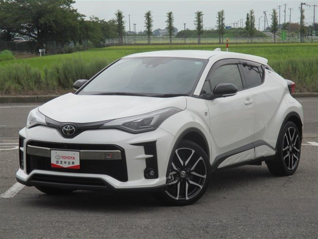 C-HR 1.2 S-T GR スポーツ 4WD 