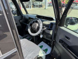 運転席からも乗り降りラクラク
