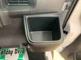 お車の状態をしっかりとお伝えするために1台の車両に付き40枚以上の画像を用意しております。外装はもちろん、室内の装備やお車の特徴などごらんください。