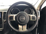 グランドチェロキー リミテッド 4WD 本革シート