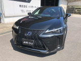 この度は当社の中古車をご覧頂き誠に有難う御座います。当社は『年中無休』、『夜17時30分まで営業』しております。仕事終わりでもお気軽にお立ち寄り下さい。