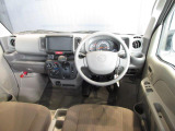 前方の見晴らしが良く運転がしやすいです!
