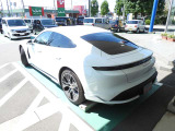スポーツデザインPKGエアロ☆360カメラ☆黒革パワーシート☆ハイボルテージ93kw/v☆赤キャリパー☆BOSEサウンド☆シートヒーター☆ドラレコ☆レーダー☆