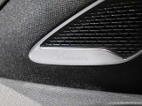 アドバンスドPKG Burmesterサウンド搭載しております!