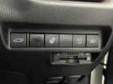 気になる車はすぐにお問い合わせください!画面右側の0066から始まる無料ダイヤルからお問い合わせ下さい!専門スタッフがお車のご質問にお答えいたします!