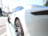 スポーツデザインPKGエアロ☆360カメラ☆黒革パワーシート☆ハイボルテージ93kw/v☆赤キャリパー☆BOSEサウンド☆シートヒーター☆ドラレコ☆レーダー☆