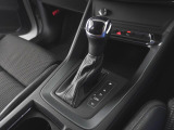 そのモデルの特性に合わせたトランスミッションを採用することにより、駆動力への伝達効率が高く、燃費性能にも大きく寄与しています。詳しくは0078-6002-900146中古車スタッフまで