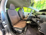 運転席シート廻りは使用感も少なく、良好な状態となっています。丁寧に使われていたことがよくわかりますね。