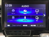 ナビゲーションはフルセグTV、インターナビ対応のGathers純正メモリーナビを搭載しています。Bluetoothオーディオ機能がありますので、スマートフォンなどの音楽も再生できます。