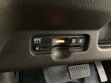 ハンドルの左下にETCがついています。高速道路の料金所の通過も楽々です。 カードの取り出しもしやすい場所についています。