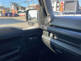気になる車はすぐにお問い合わせください!画面右側の0066から始まる無料ダイヤルからお問い合わせ下さい!専門スタッフがお車のご質問にお答えいたします!