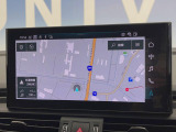●純正ナビ:一体感のあるナビは、高級感ある車内を演出してくれます。Bluetooth再生などオーディオ機能も充実しておりますので、運転もより楽しめます♪
