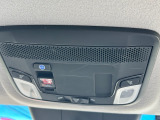 【Honda CONNECT】万が一の時、車と緊急サポートセンターがボタン一つでつながります。さらに、エアバックが展開したときは自動で通報します。