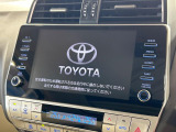 【メーカー純正ナビ】インテリアに溶け込むスタイリッシュな「専用設計」メーカーナビを装備♪視認性や操作性など基本性能にも優れ、より上質なカーライフをお楽しみいただけます。