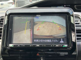 死角になりやすい左側のみ映すことも可能です!