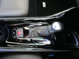 当社には、電動四輪スクーターも取扱いをしてます。歩くのが大変な方、運転免許証の更新をあきらめた方、ぜひ乗ってみて下さい。あなたの足になります。簡単運転、免許不要です。お問合せ番号は 0778-52-1246まで!