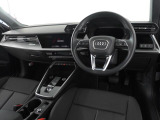 指定工場で車検までご対応可能。6ベイを完備したサービス工場を併設し、快適なAudiライフをサポートします。詳しくは0078-6002-900146中古車スタッフまで