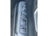 運転席窓操作部スイッチの画像です。