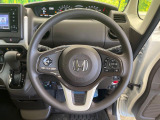 【ステアリングスイッチ】運転中、前方から目線をそらすことなく、オーディオ等の操作が可能な便利機能!安心&快適なドライブを演出してくれます♪