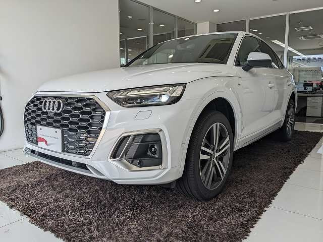 Q5スポーツバック Sライン ダイナミック エディション ディーゼル 4WD 
