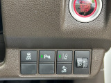 運転席操作部スイッチの画像です。