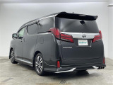 安心の全車保証付き!(※部分保証、国産車は納車後3ヶ月、輸入車は納車後1ヶ月の保証期間となります)。その他長期保証(有償)もご用意しております!※長期保証を付帯できる車両には条件がございます。