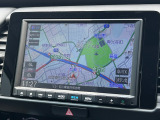 お出かけの際に安心のナビ付です☆バックカメラ機能で駐車もスムーズに行えます。