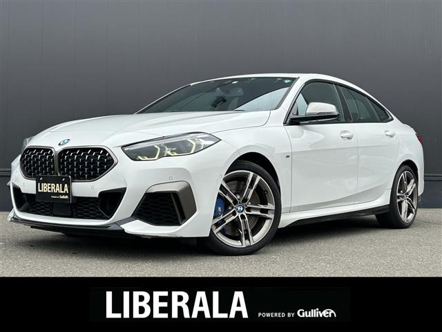 2シリーズグランクーペ M235i xドライブ 4WD サンルーフ
