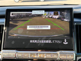 【バックモニター】後ろのカメラの映像をモニターに映し出すことができます!後方の見えない死角や、障害物との距離感をしっかり確認することができます!駐車が苦手な方におすすめです。