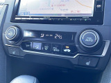 【 オートエアコン 】車内温度を感知して自動で温度調整をしてくれるのでいつでも快適な車内空間を創り上げます!//