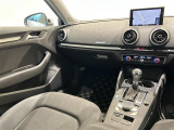 A3スポーツバック 30 TFSI シグネチャーエディション 修復歴無し