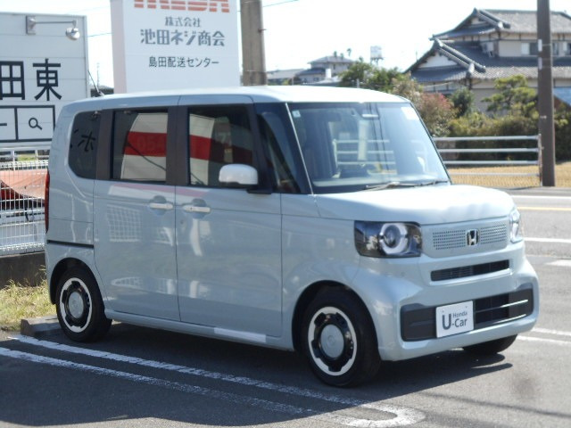 N-BOXファッションスタイル モノトーン