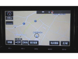 ナビは純正品。フルセグテレビ・CD・DVD・Bluetooth・SDオーディオ・スマホ対応。