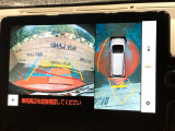 【パノラミックビューモニター】専用のカメラにより、上から見下ろしたような視点で360度クルマの周囲を確認することができます☆死角部分も確認しやすく、狭い場所での切り返しや駐車もスムーズに行えます。