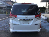 ハイブリッドで燃費・走りも大満足です